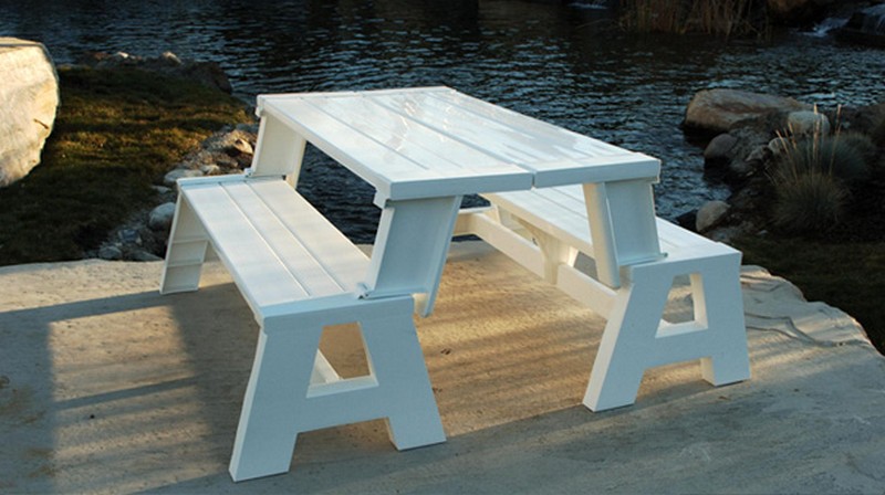 DIY Picnic Table Bench Combo