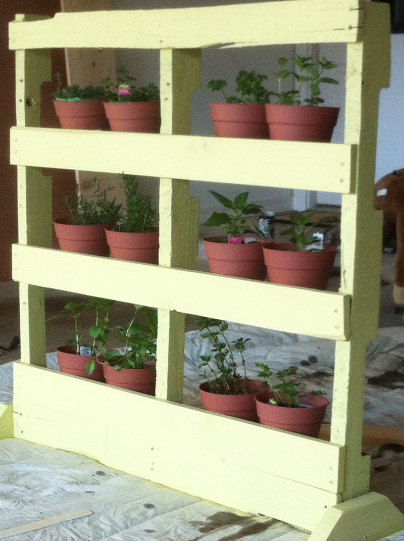 DIY Pallet Vertical Herb Garden The Owner-Builder Network