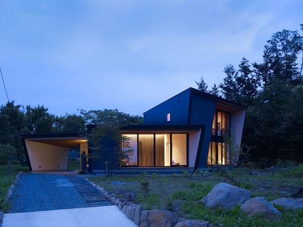 A villa in the foothills