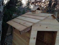 DIY Cedar Smokehouse