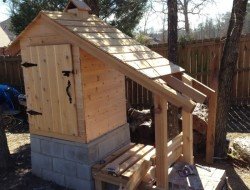 DIY Cedar Smokehouse