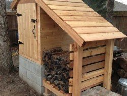 DIY Cedar Smokehouse