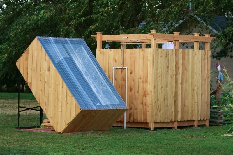 A simple, efficient and inexpensive outdoor bathroomsolar shower