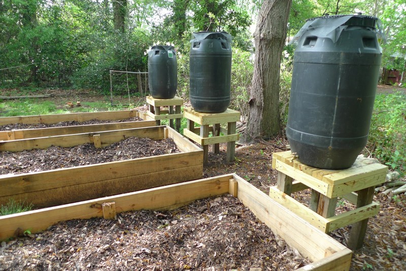 DIY Rain Barrel System - Water towers