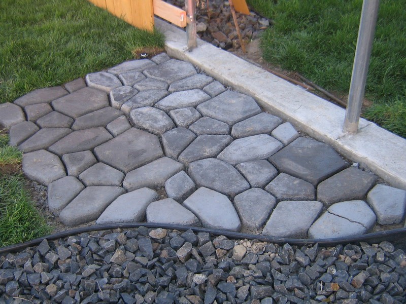 DIY Cobble Stone Path - Finished Cobble Stone Path