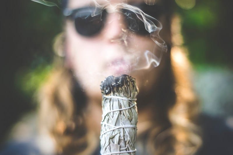 To enhance relaxation and mental well-being, sage leaves can be bound and burned as incense.