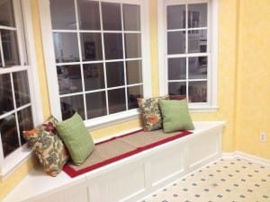 Cool DIY Window Seat with Storage