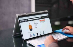 An image of a person selling an item online for an article about how to sell on Etsy.