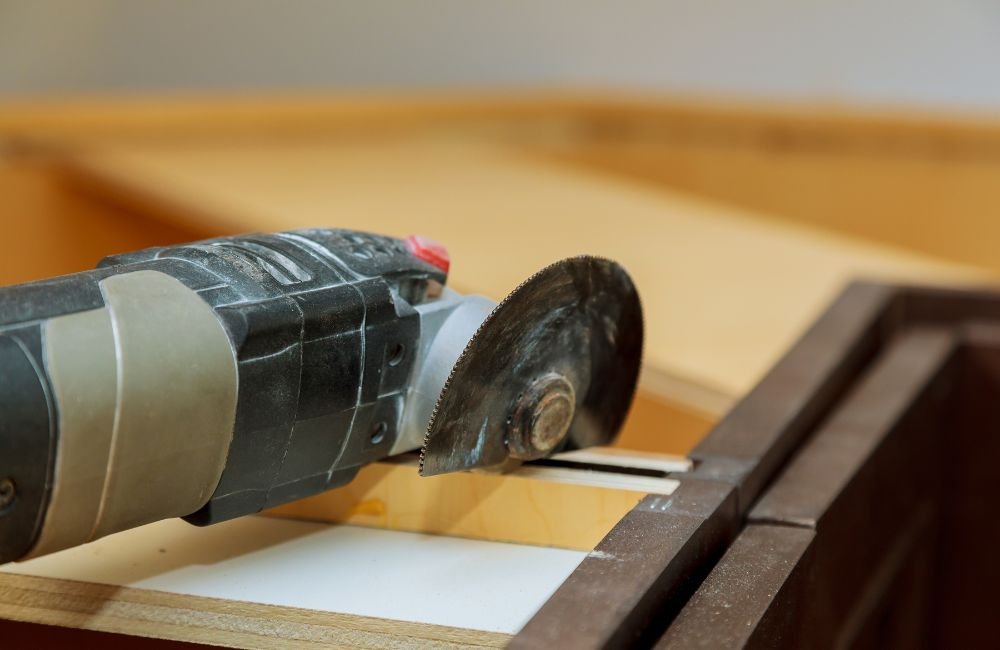 An image of an oscillating multi-tool for a Black Friday deal.