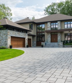 Luxury Design Choices That Improve Functionality and Appeal in Modern Family Homes
