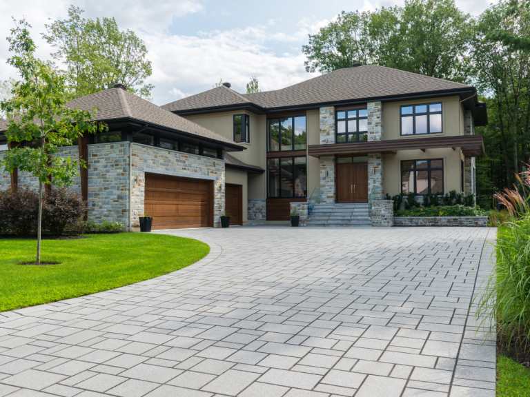 Luxury Design Choices That Improve Functionality and Appeal in Modern Family Homes