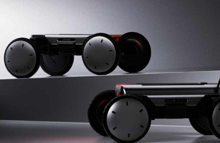An image of the Hyundai’s MobED Platform Robot.