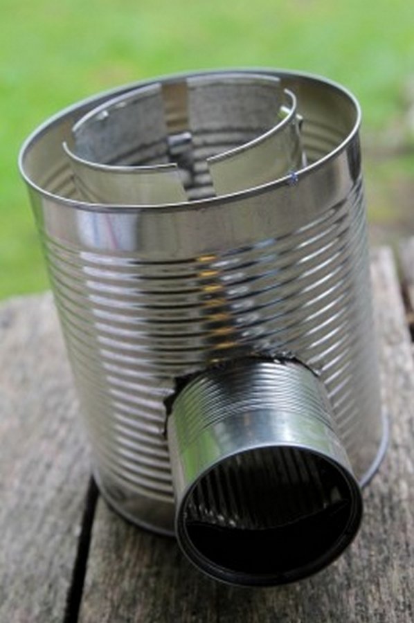 DIY Portable Tin Can Rocket Stove | The Owner-Builder Network