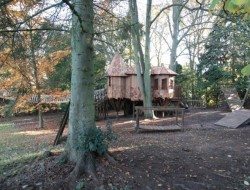Sleepy Hollow Tree House - Surrey