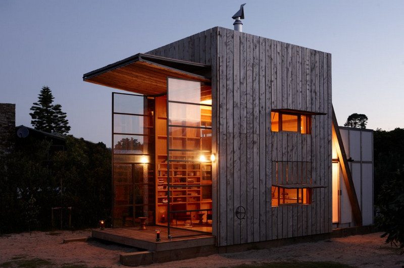 Tiny Beach House on Rails - Coromandel Peninsula, New Zealand