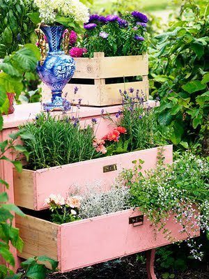 Here's another cute idea for recycling in your garden.