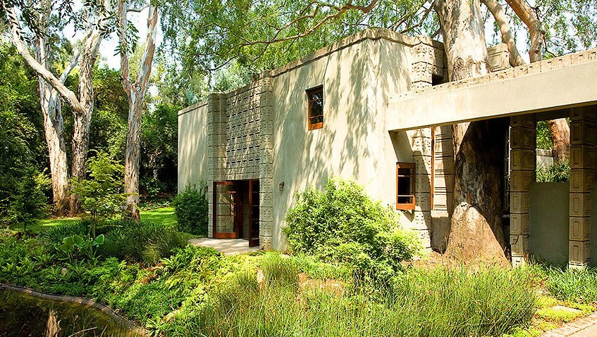 Millard House by Frank Lloyd Wright - Gardens