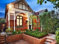 A Victorian Cottage Gets a New Body - Melbourne, Australia