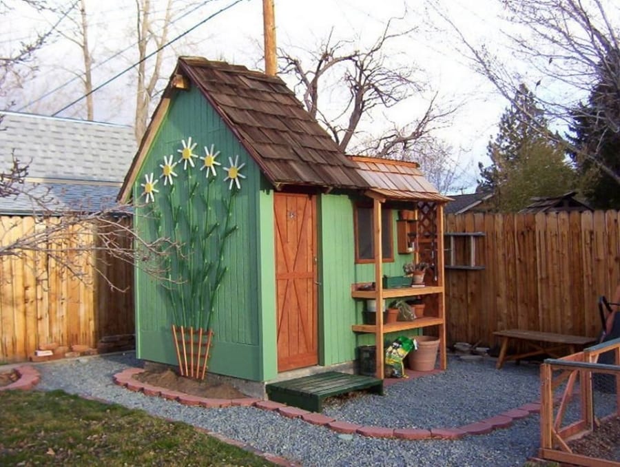 Thumbs up if you'd like a potting shed!