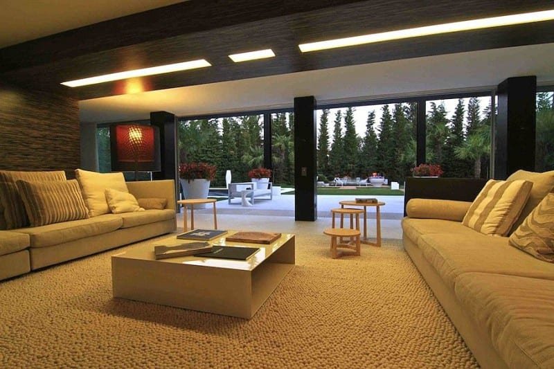 Modern Chalet - Madrid, Spain