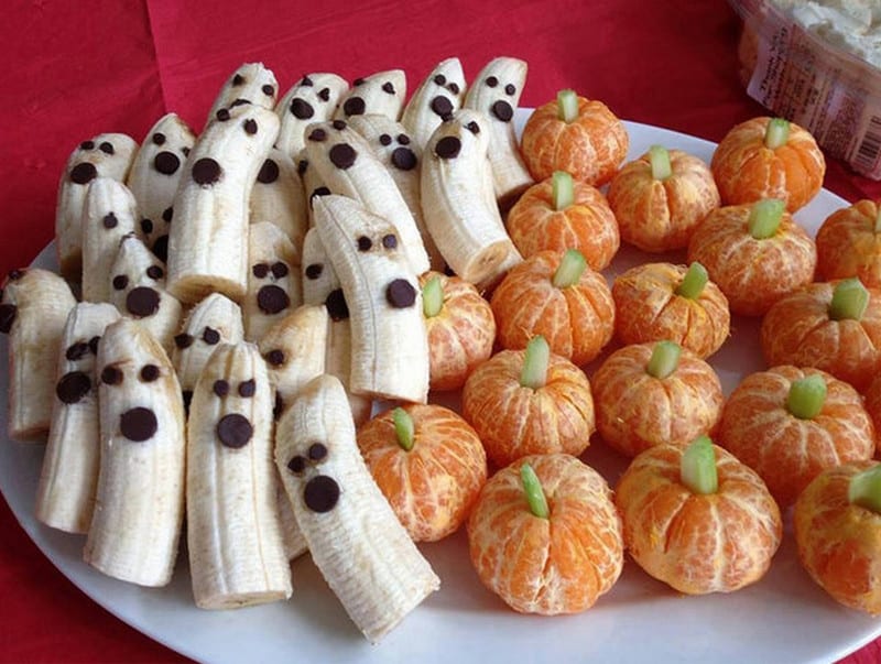 Halloween nanas with mandarin 'pumkins'