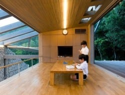 Base Valley House - Japan