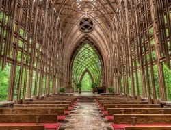 This chapel in the woods in Arkansas is a lovely example of nature and architecture working together.