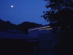 Horizontal House -  Shiga, Japan