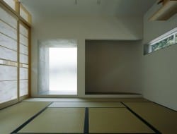 Horizontal House -  Shiga, Japan