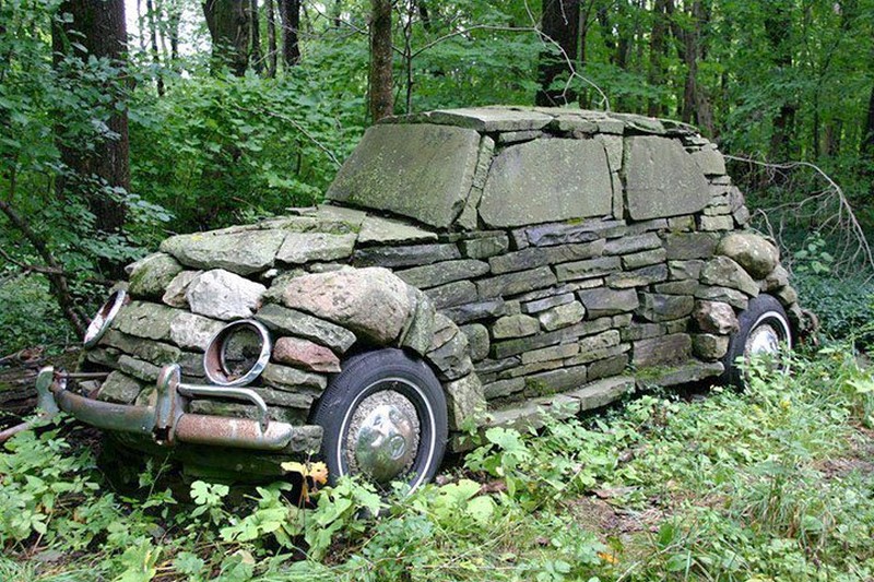 Is it a dry stone wall, a piece of garden art, or just a folly?   Built in 1976, it really is a classic. What do you think?