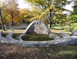 This creation was part of the 2011 Dry Stone Wall Exhibition in Canada.  Do you wish you were there when it was built?