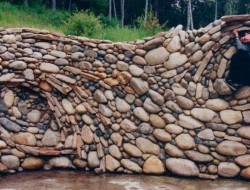 This is the work of Michael Eckerman, and I'd be more than happy for him to build a dry stone wall at my place!