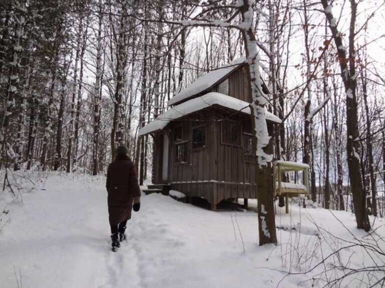 Cottage on the Hill in snow