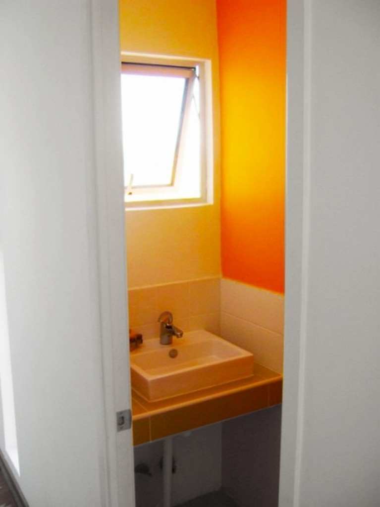 Bright Cargo Container Casa in Chile - Santiago, Chile