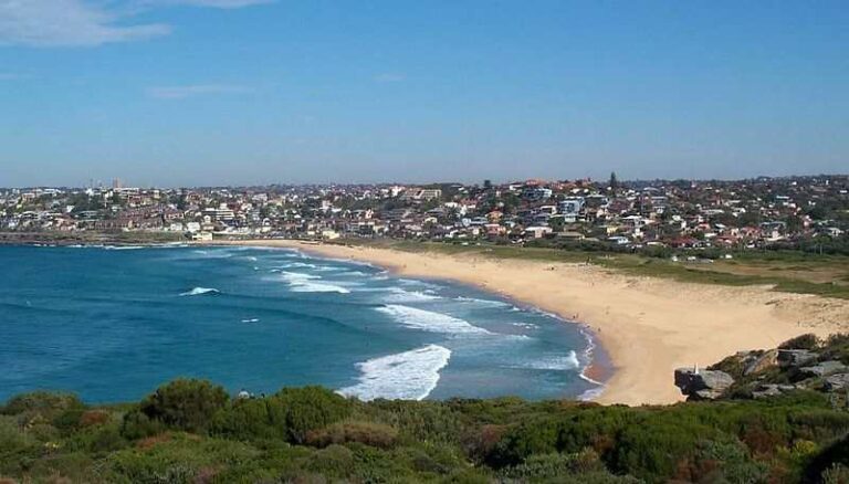 Curl Curl Beach