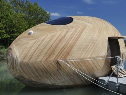 Floating Egg-Shaped Office - Hampshire, UK