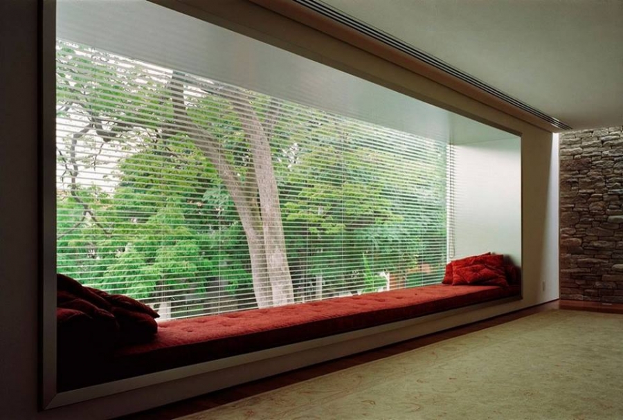 How many do you think would fit in this window seat?