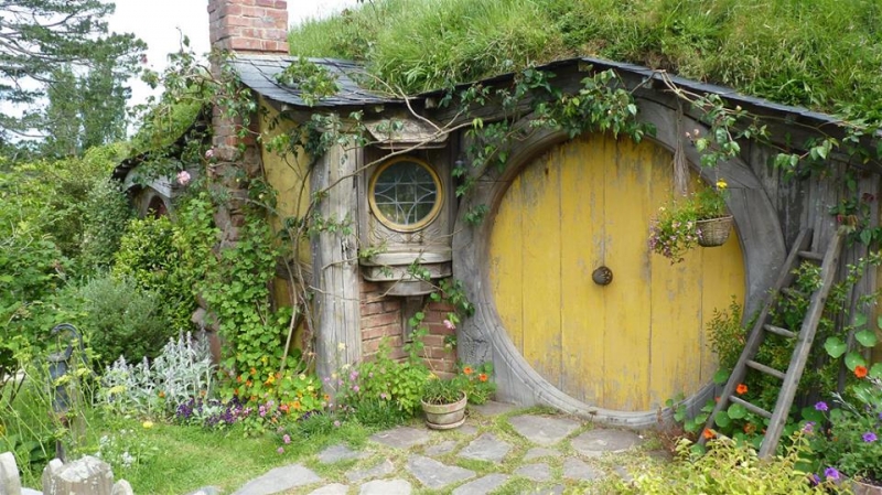 There's something about Tolkien's Hobbits that most of us find strangely appealing. Would you like your own Hobbit Hole?