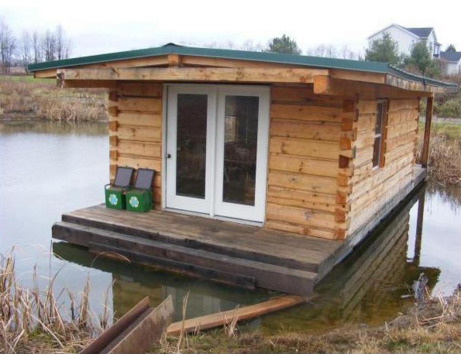 Tiny Floating Log Cabin - Penfield,New York,USA