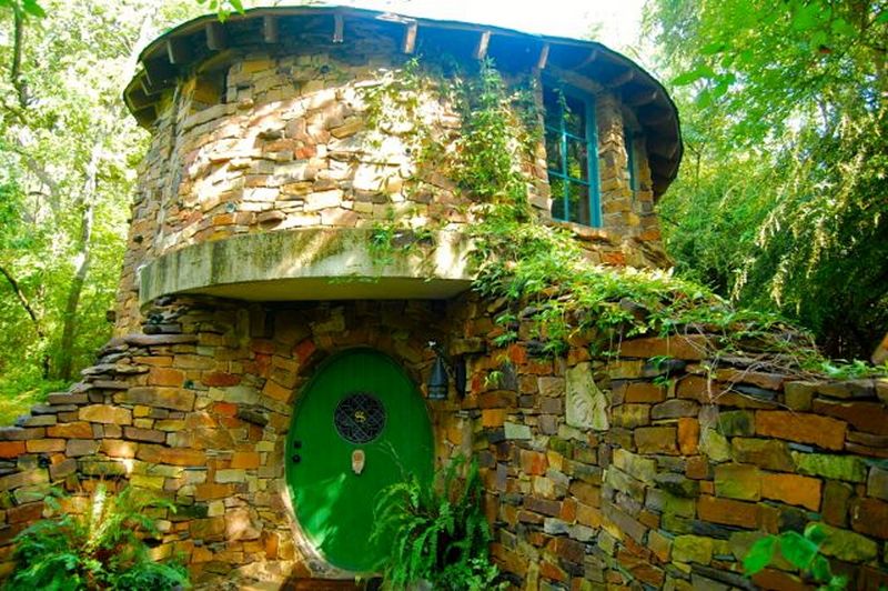 Hobbit Homes - Preston Hollow, Dallas