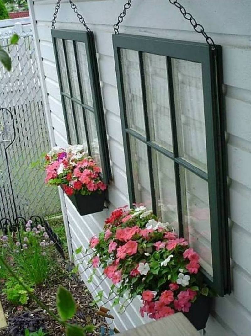 Now isn't this a clever way to recycle old windows!