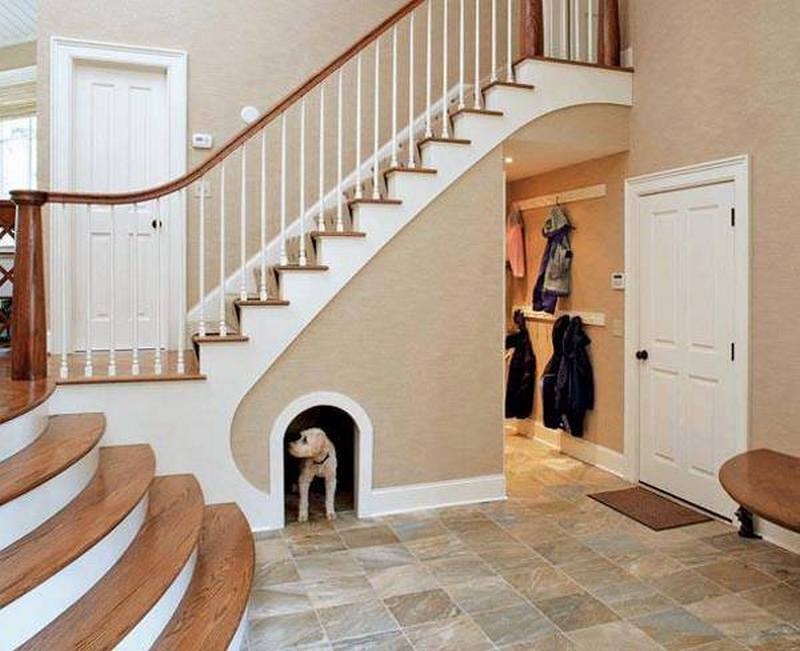 Here’s another idea for using the space under your staircase. What do you think?