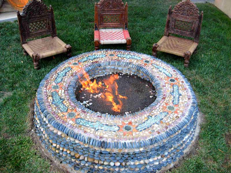 Nobody ever said firepits can't be functional and beautiful!