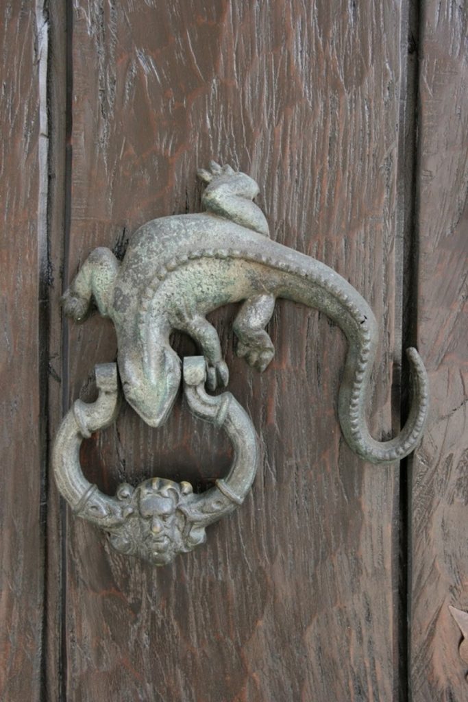 Cast Iron Gecko Door Knocker