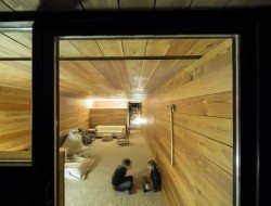 Casa B - dressed in yellow - Segovia Spain