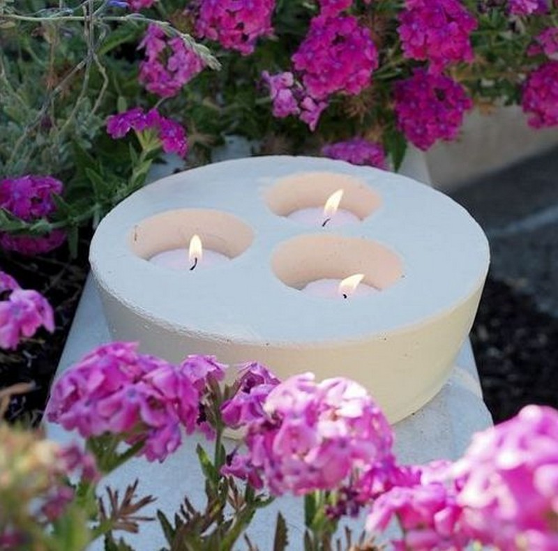 DIY Concrete Candle Holders