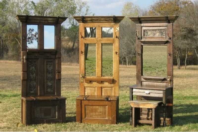 Old door outlet entryway bench