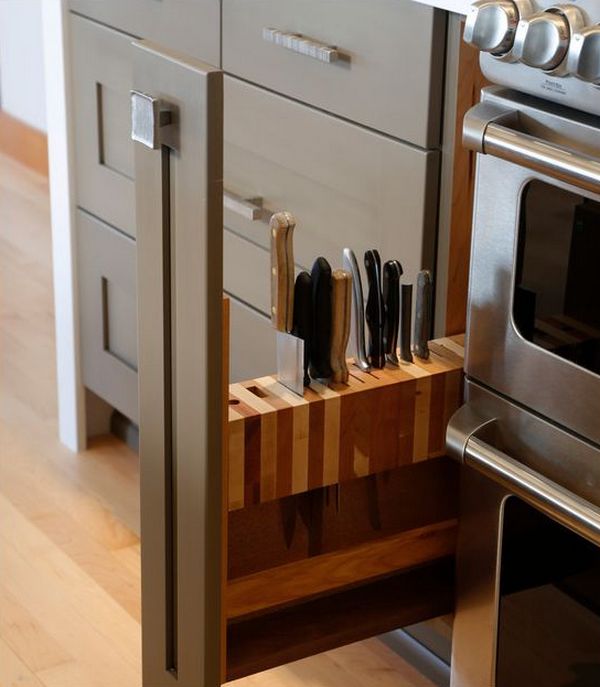 Roll Out Knife Block