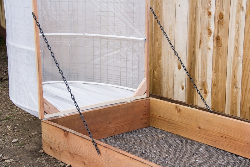 DIY Greenhouse Raised Garden Bed