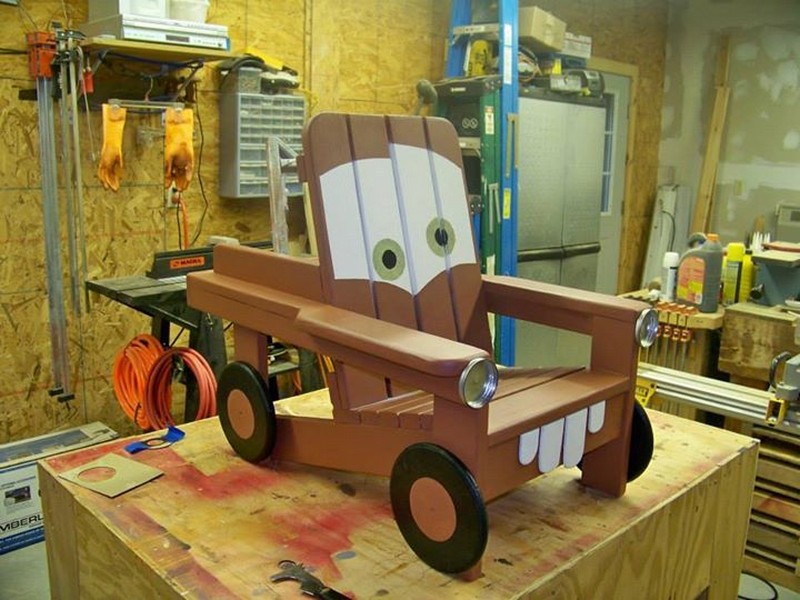 Build a DIY Adirondack chair for kids with a tow Mater 